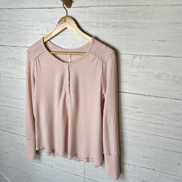 By Anthropologie Top Womens Size Small Pale Pink Waffle Knit Henley Thermal - Picture 4 of 16